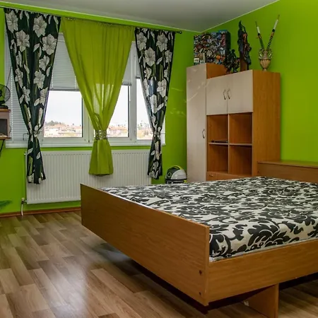 Vilhelmov'S Apartament Lukovit Exterior photo